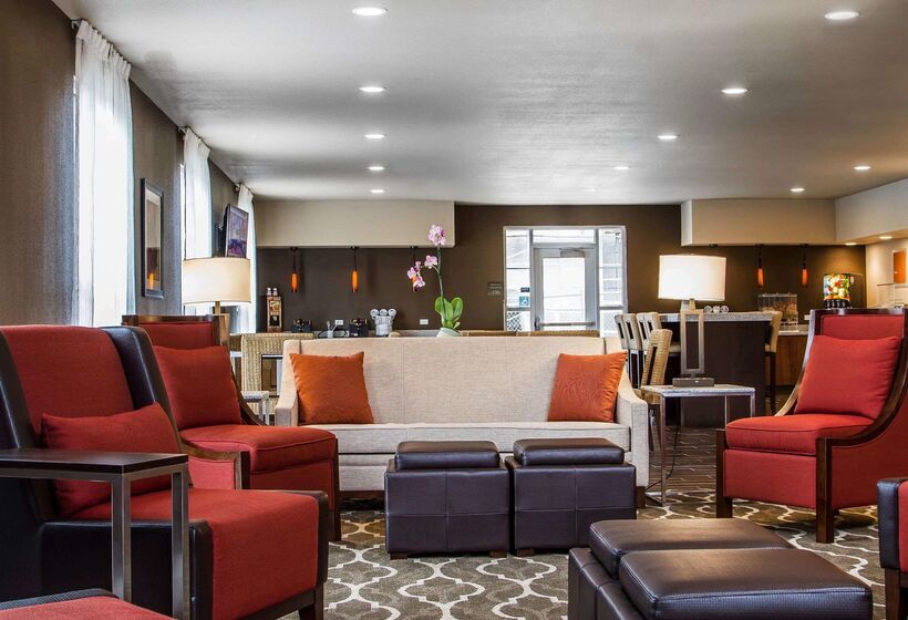 هتل Comfort Suites Woodland  Sacramento Airport