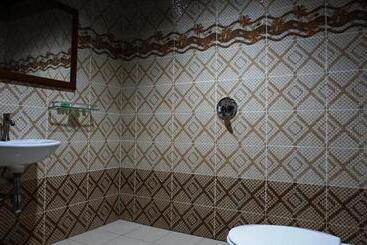 هتل De Baron Resort
