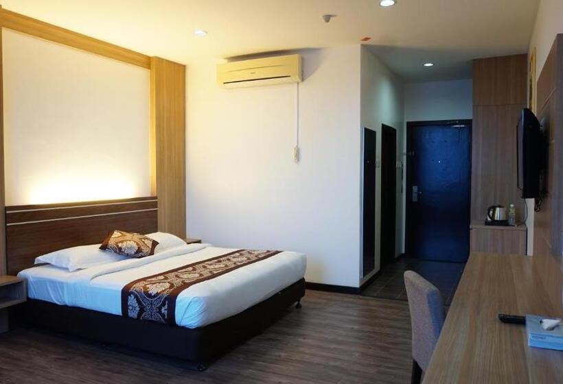 هتل De Baron Resort