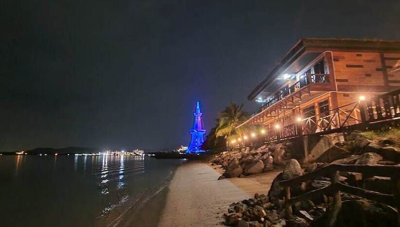 هتل De Baron Resort