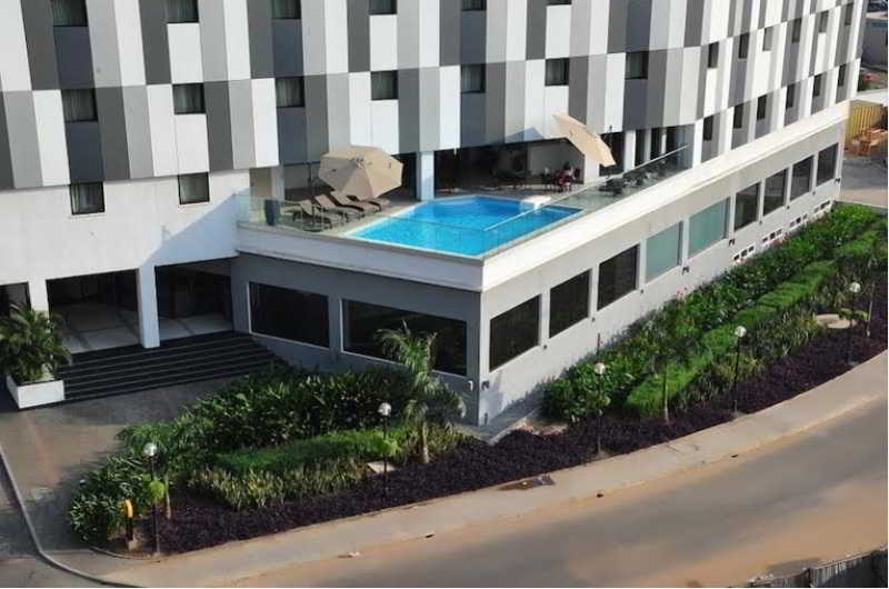 هتل Ibis Styles Accra Airport