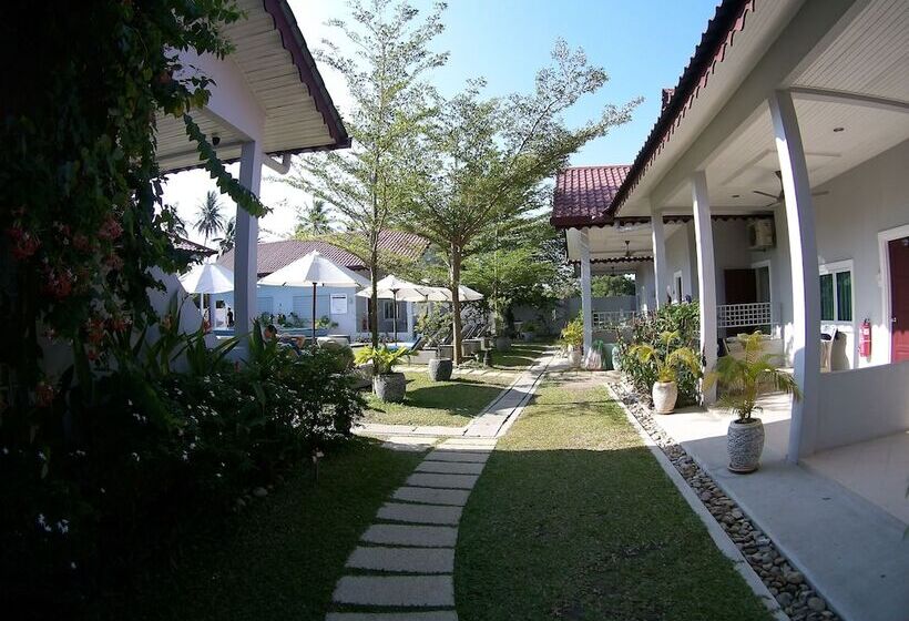هتل Langkawi Chantique
