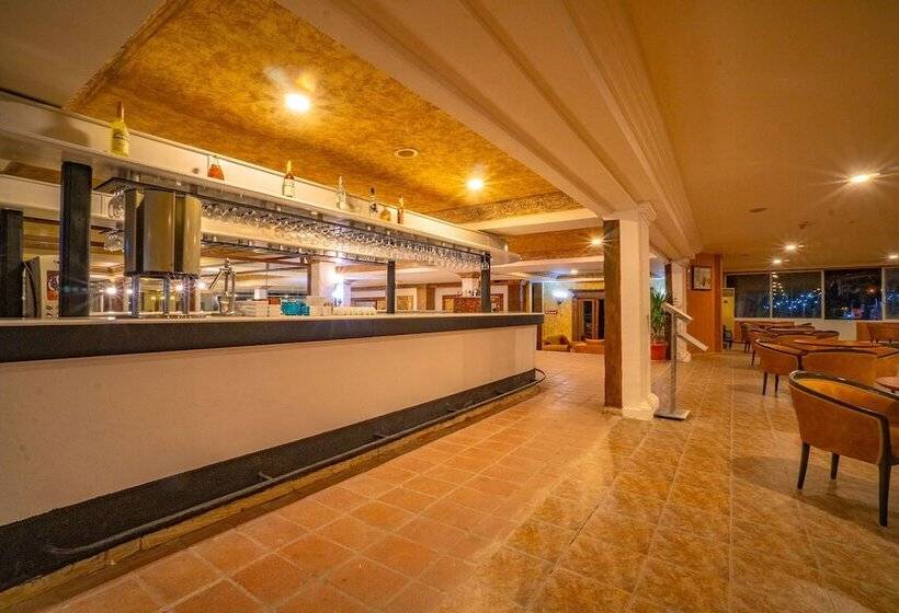 בית מלון כפרי Larina Thermal Resort & Spa