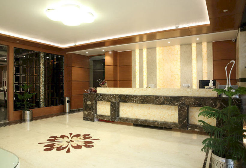 Hotelli Light House Agra By Park Tree