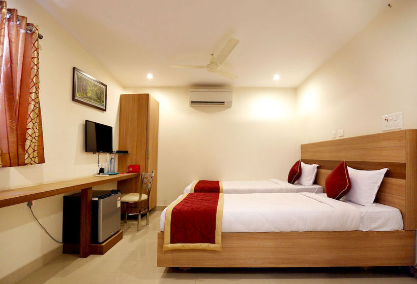 ホテル Oyo Rooms Gachibowlimiyapur Road