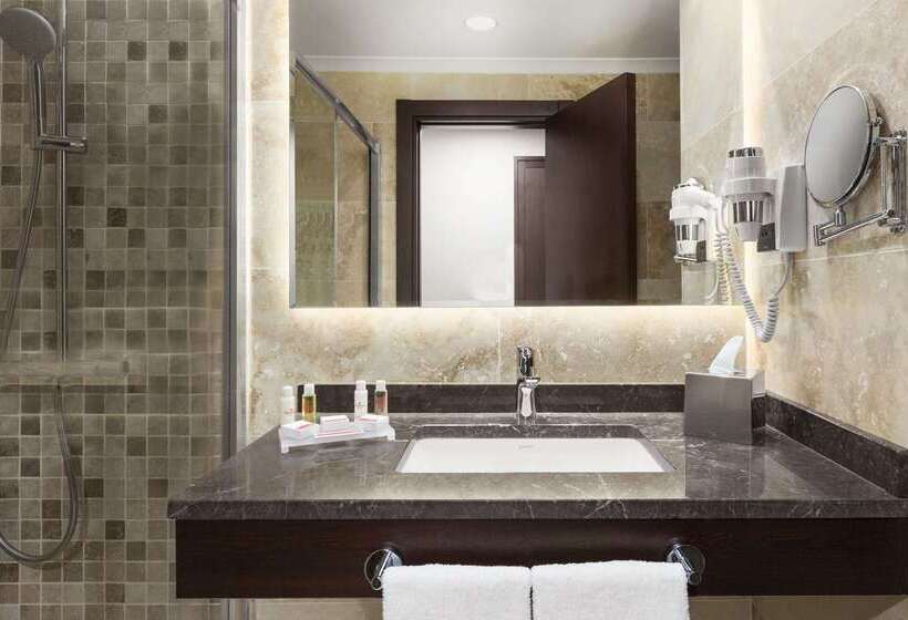 Fotos del hotel Ramada  & Suites By Wyndham Istanbul Merter:  35