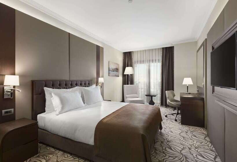Fotos del hotel Ramada  & Suites By Wyndham Istanbul Merter:  10