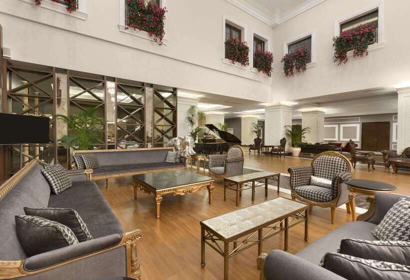 Fotos del hotel Ramada  & Suites By Wyndham Istanbul Merter:  16