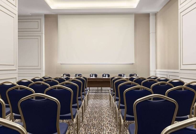 Fotos del hotel Ramada  & Suites By Wyndham Istanbul Merter:  46