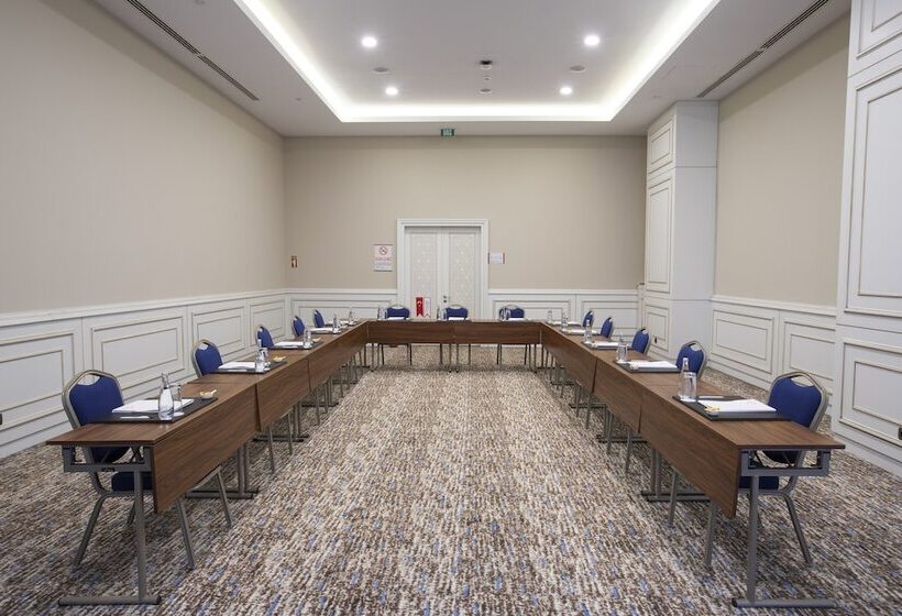 Fotos del hotel Ramada  & Suites By Wyndham Istanbul Merter:  36