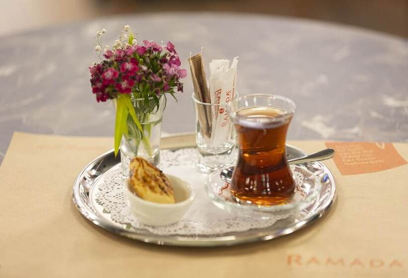 Fotos del hotel Ramada  & Suites By Wyndham Istanbul Merter:  48