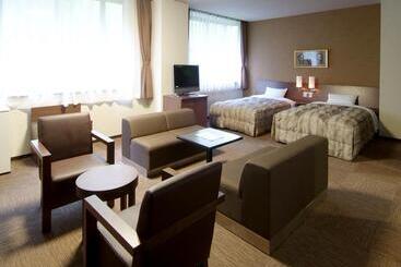 هتل Route Inn Grantia Dazaifu