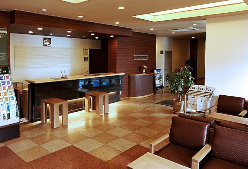 هتل Route Inn Tsuruoka Inter