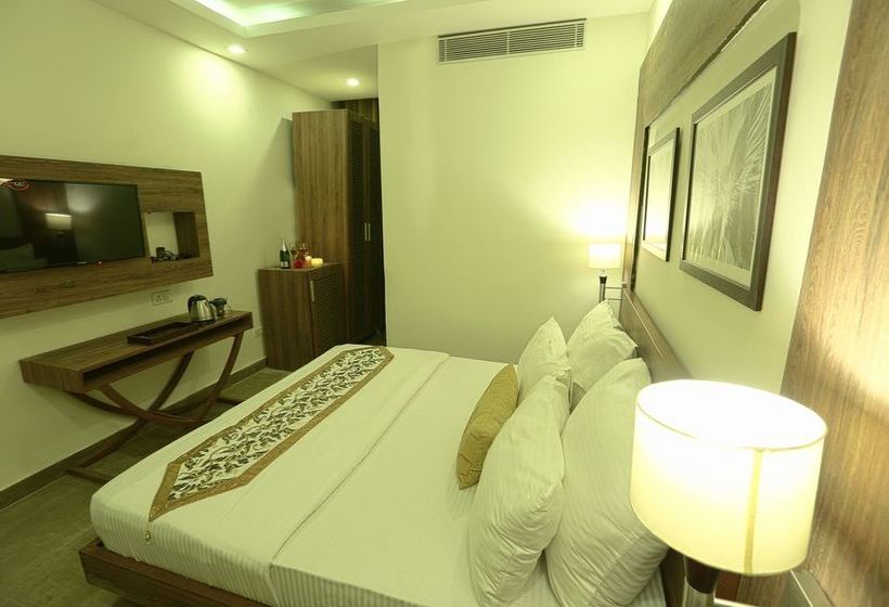 فندق Safari Park Resort