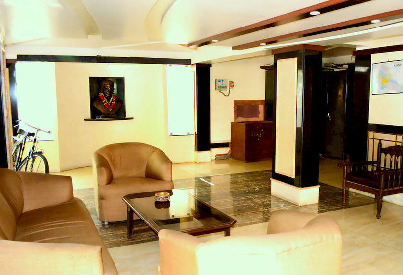 Отель Stay Vista Rooms At Pune Station