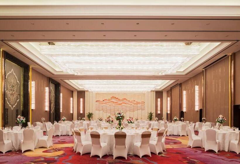 فندق Wanda Realm Chifeng