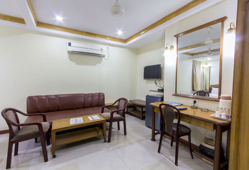 فندق Zo Rooms Dadar Railway Station