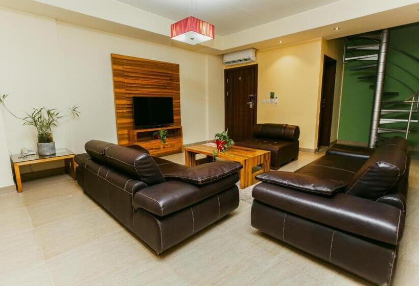 Roots Apartment