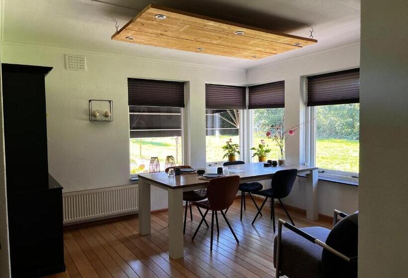 Bed And Breakfast De Beekhoek
