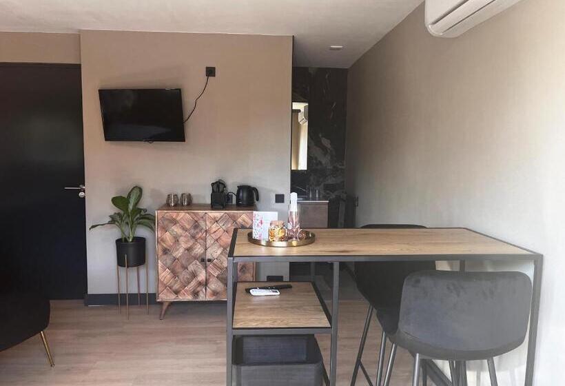 Bed And Breakfast De Beekhoek
