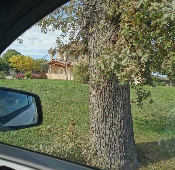 Bed and Breakfast L Arbre Qui Chante