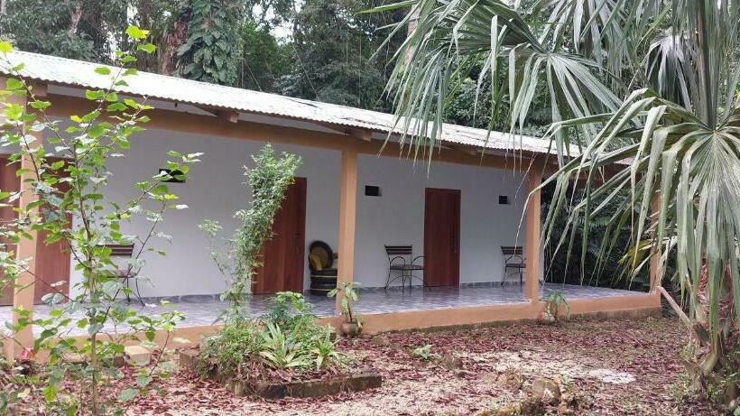فندق Cabaña Sak Ja Selva Lacandona