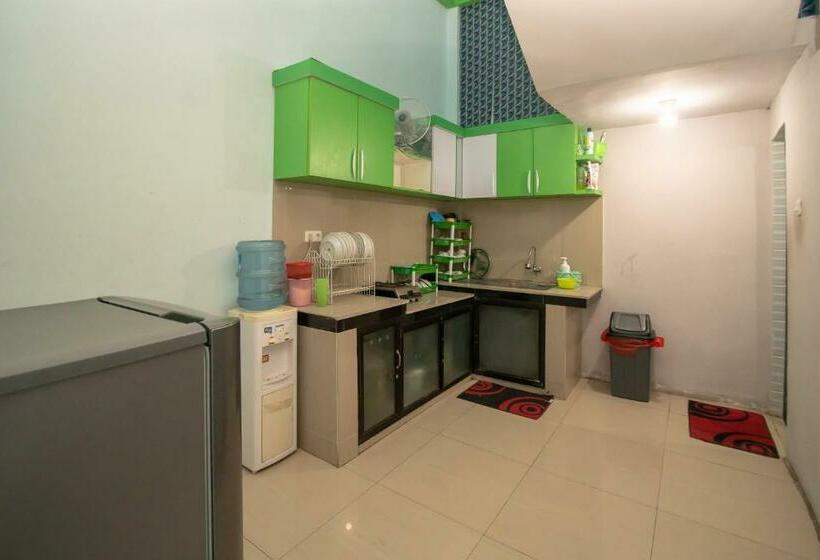בית מלון כפרי Reddoorz Syariah Near Pantai Bali Abdya Blang Pidie