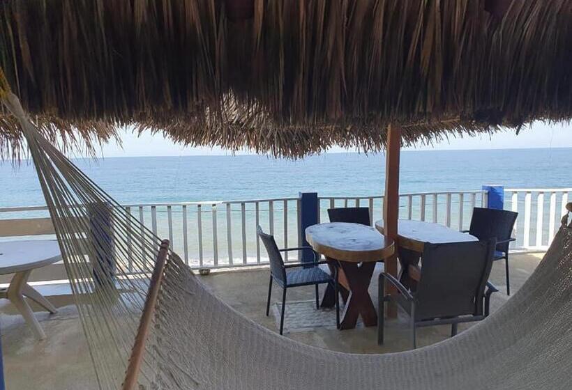 فندق Treasure By The Sea Resort   Happy Hill