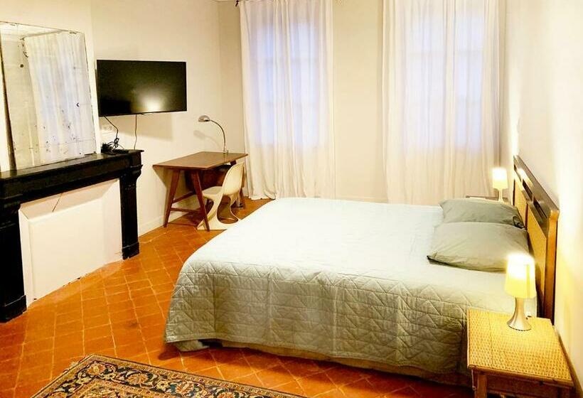 ベッドアンドブレックファースト La Traverse Chambres D Hôtes La Palme