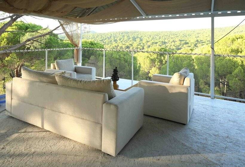 Kozakorman Hotel & Restaurant