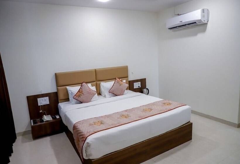 Pg Sons Hotel And Resort