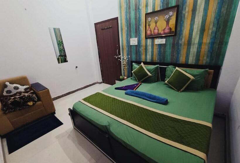 بنسيون Atithi Guest House