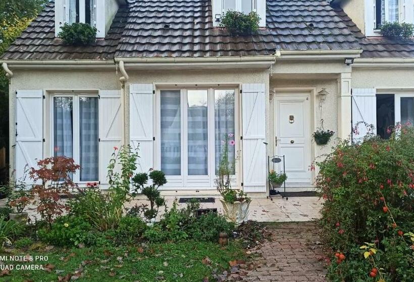 Пансион Chambre D Hôte à 20 Min De Versailles