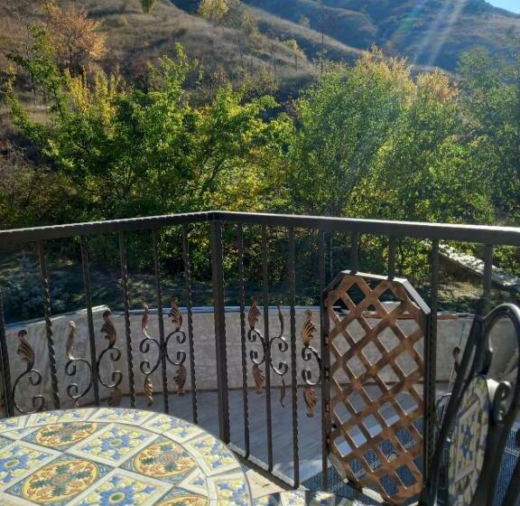 Пансион Florena House