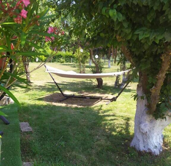 مبيت وإفطار Un Coin De Paradis