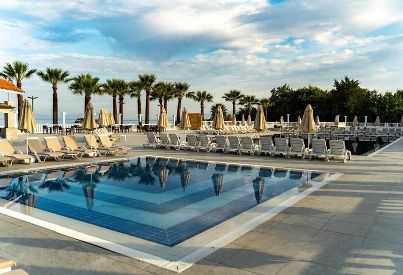 هتل Lucas Didim Resort