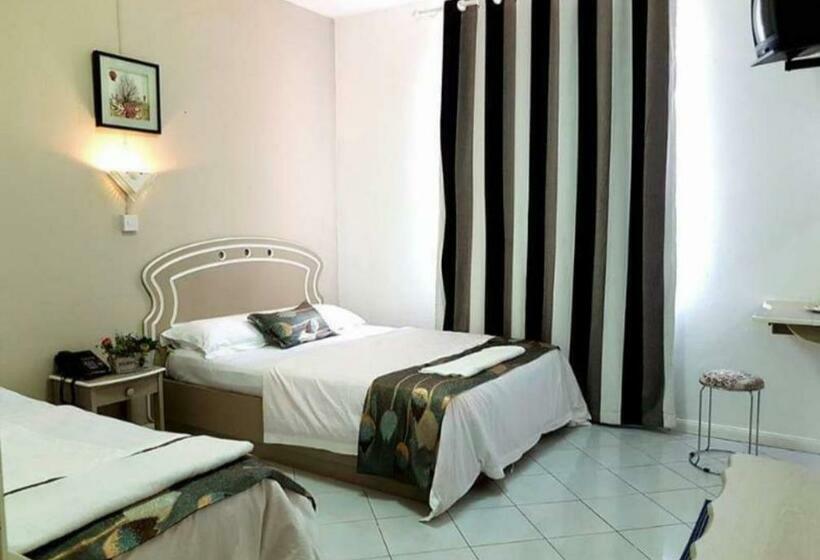 پانسیون Euro Vacances Guest House