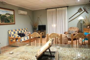 پانسیون Hostal/restaurante Fuentevieja