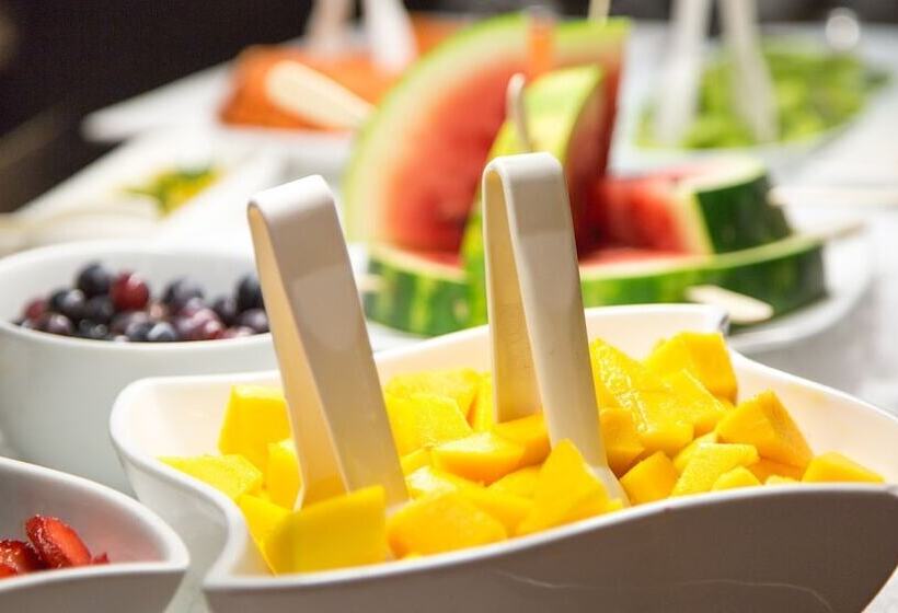 פנסיון Room In Guest Room  Room With Jacuzzi, Vacation Spa House With Turkish Bath