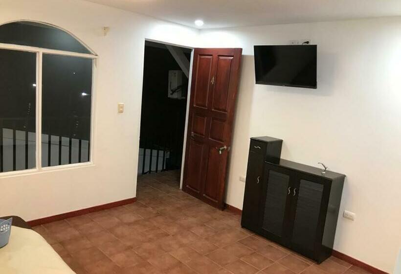 פנסיון Villa Meraki Qg