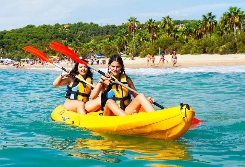 هاستل Tamarit Beach Resort