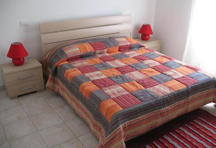 تختخواب و صبحانه Il Giardinetto