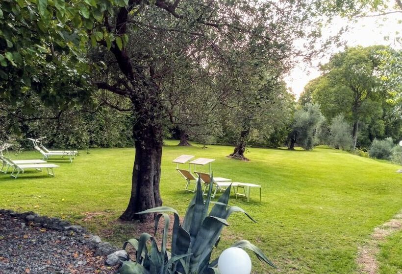 هتل Agriturismo Renzano Garden Apartments