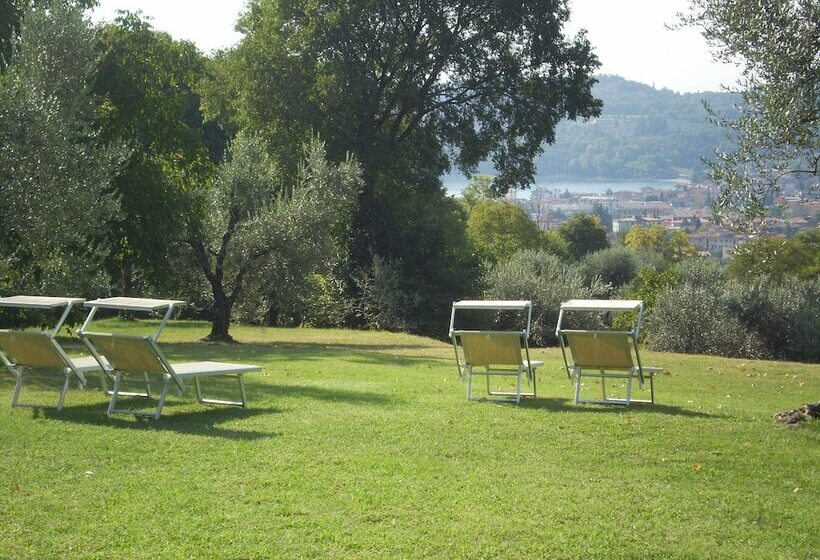 هتل Agriturismo Renzano Garden Apartments