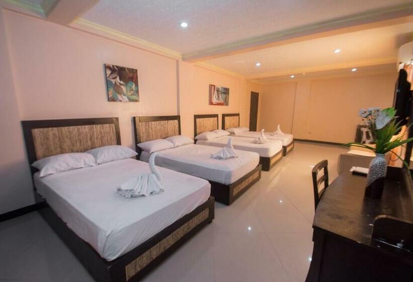 هتل Bamboo Beach Resort & Restaurant