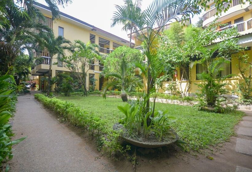 هتل Bamboo Beach Resort & Restaurant