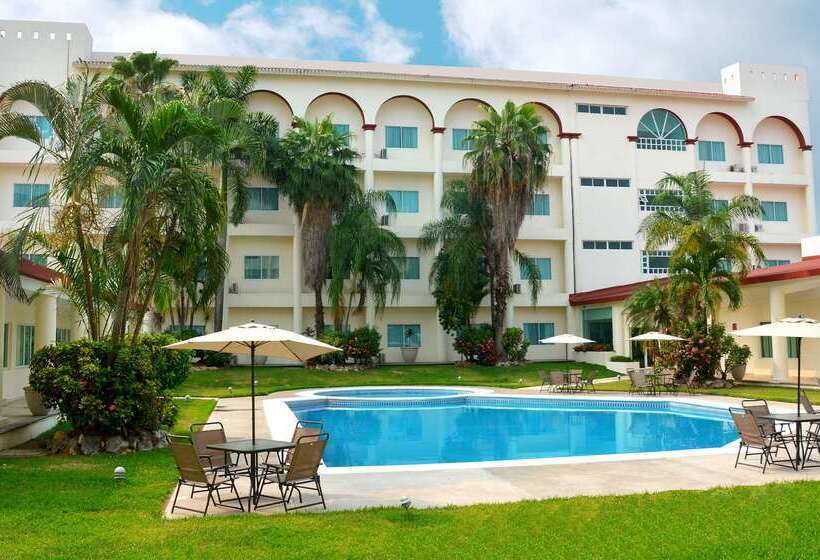 فندق Best Western Plus Tuxtepec
