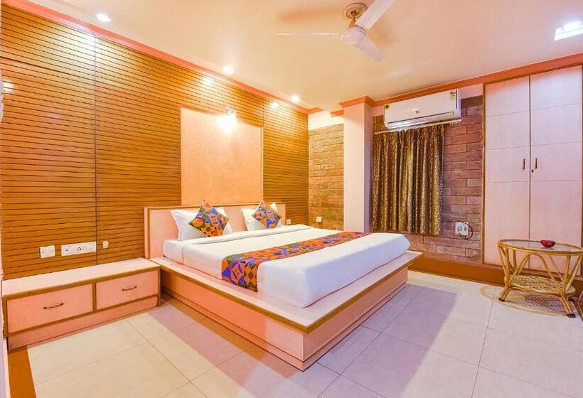 Fabhotel Fly View