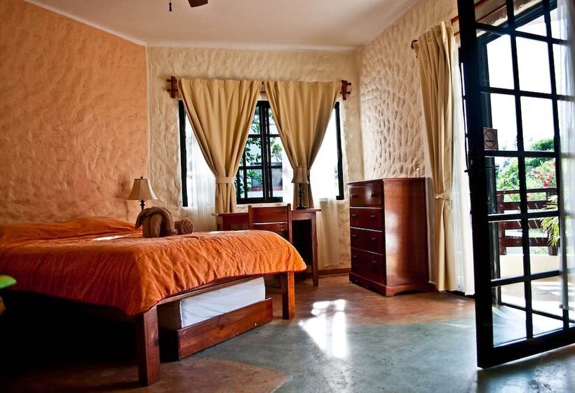 هتل Casa El Moro