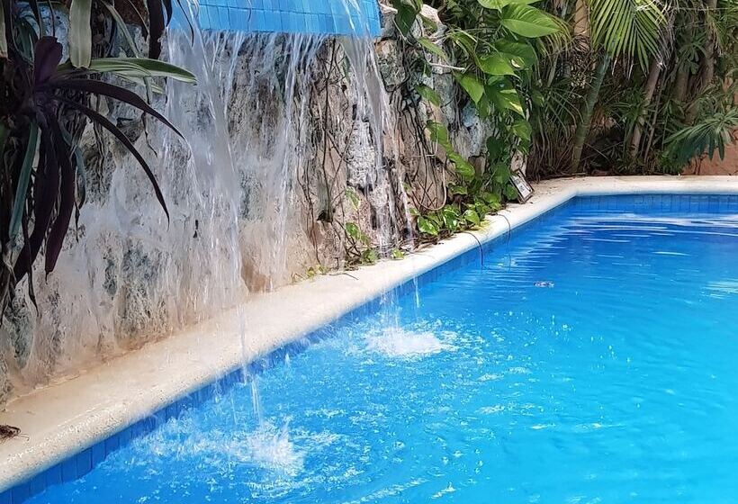 هتل Casa El Moro